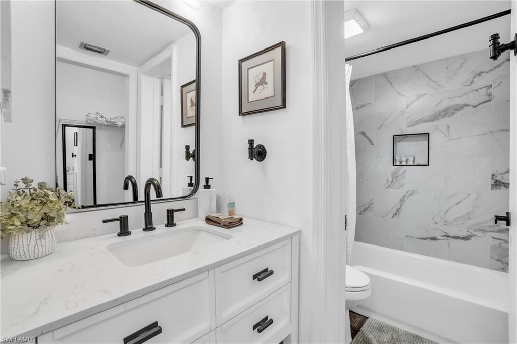 600 Neapolitan Way, Unit 353 Naples, FL 34103 - Photo 14 of 25 Gallery Image 14