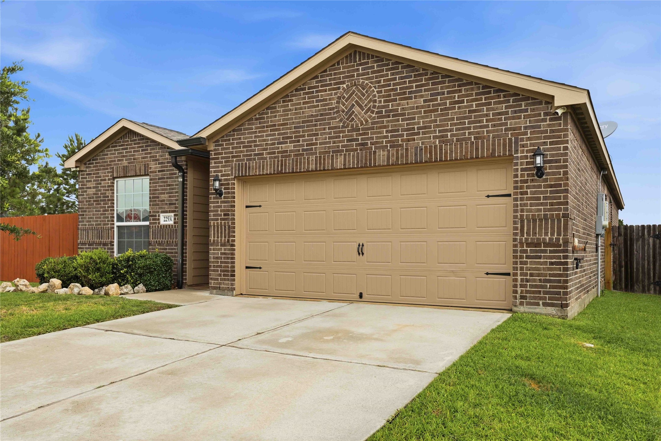22530 Threefold Ridge Drive Hockley, TX 77447 - Photo 2 of 27