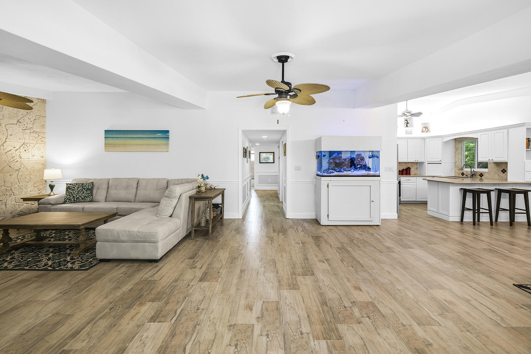 13 Flamingo Hammock Road Islamorada, FL 33036 - Photo 13 of 42 Main Living Area
