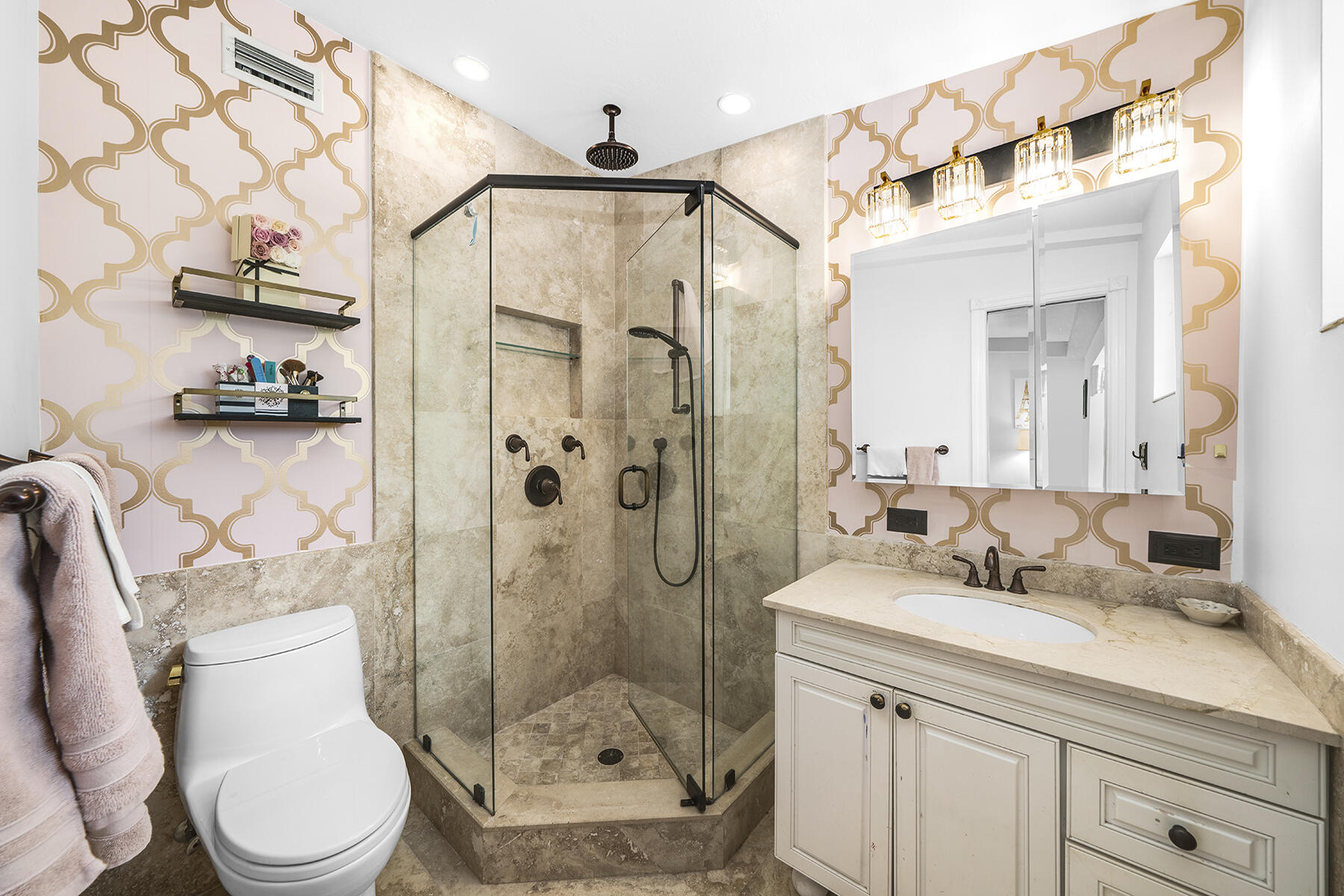 13 Flamingo Hammock Road Islamorada, FL 33036 - Photo 16 of 42 Primary Bathroom