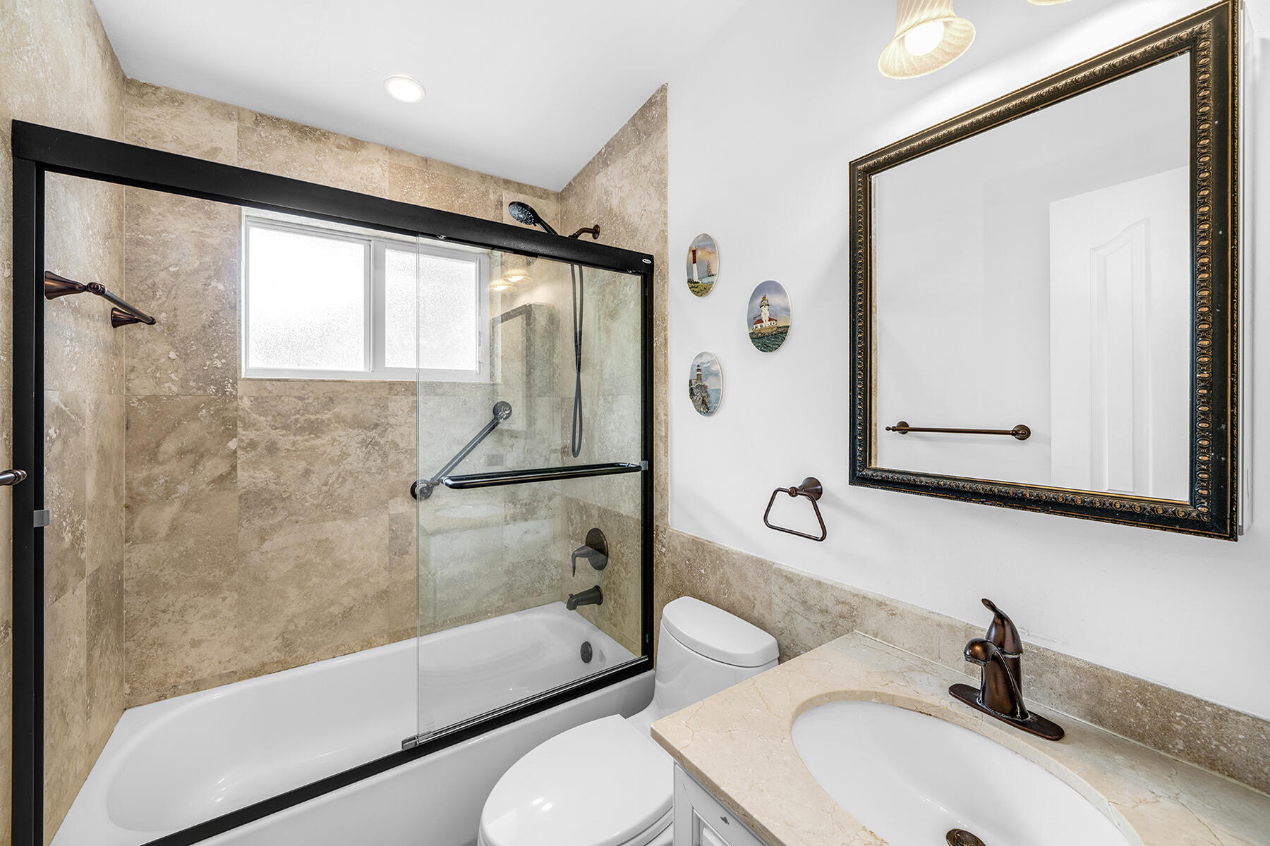 13 Flamingo Hammock Road Islamorada, FL 33036 - Photo 19 of 42 Guest Bathroom