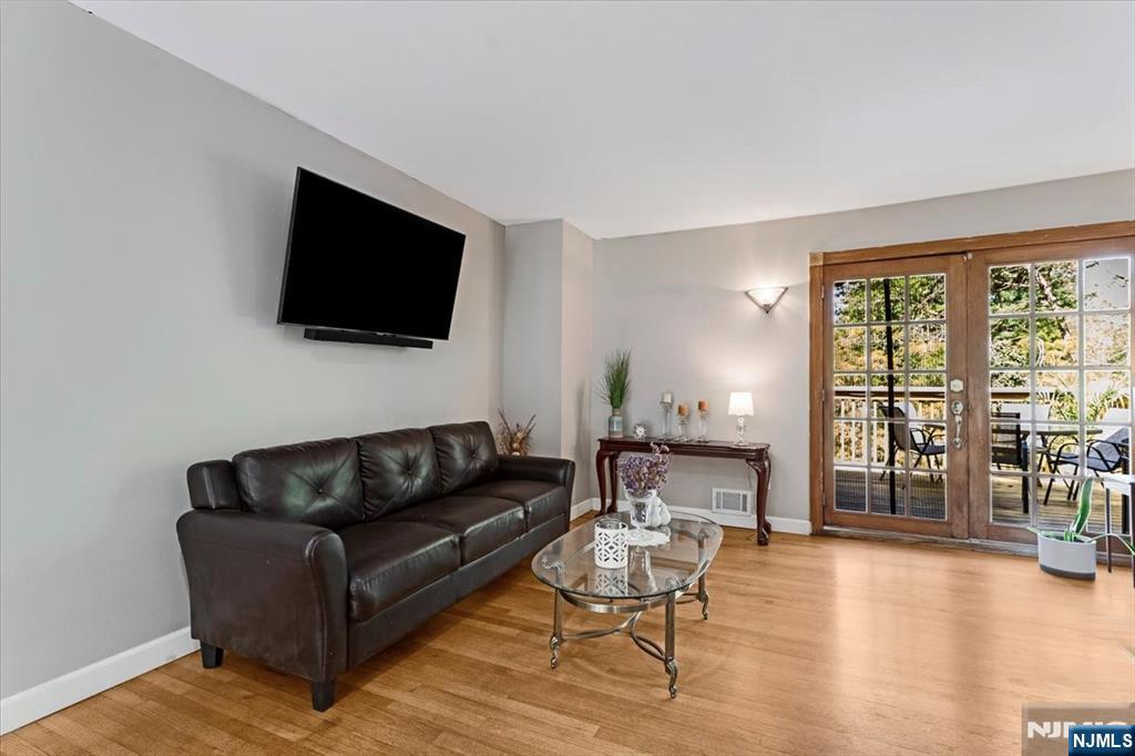26 Meslar Road Morris Township, NJ 07950 - Photo 4 of 37