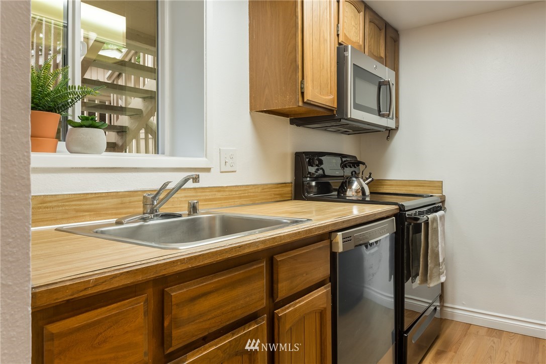 7579 Old Redmond Road, Unit 16 Redmond, WA 98052 - Photo 10 of 21
