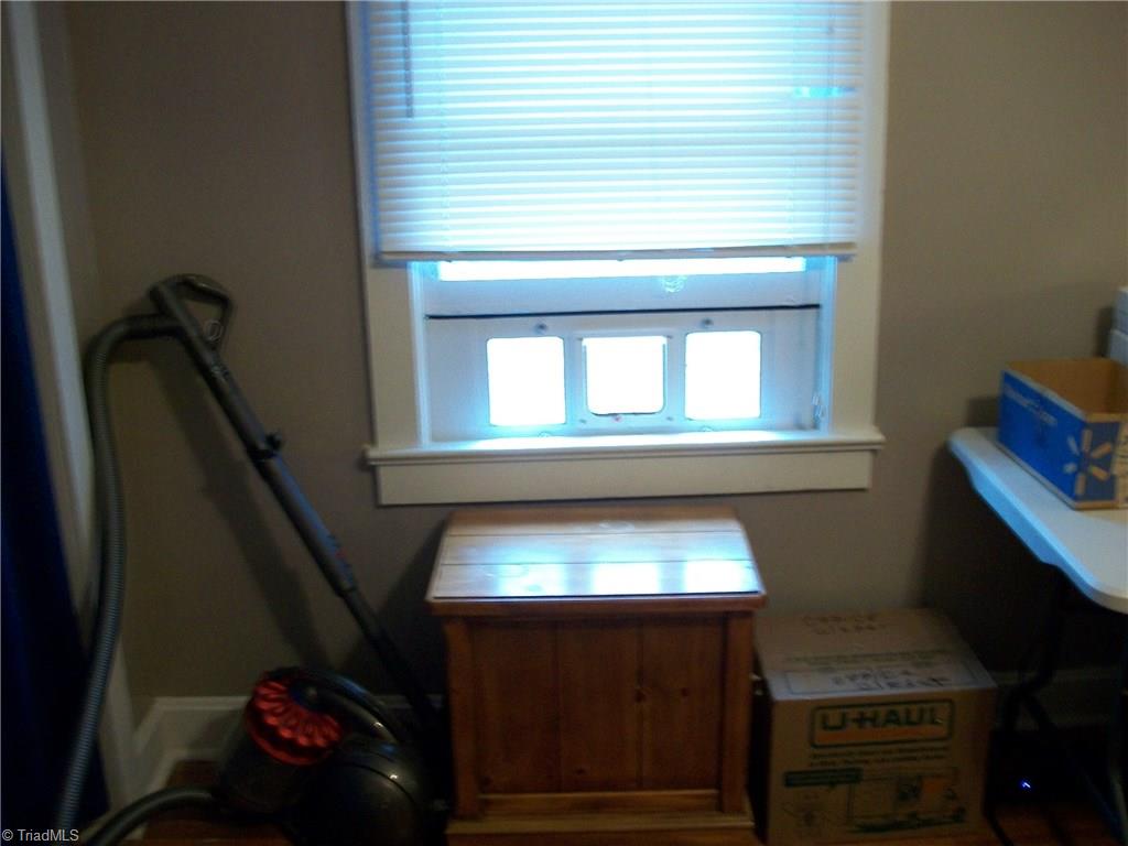 706 Summit Road Eden, NC 27288 - Photo 3 of 16 Gallery Image 3