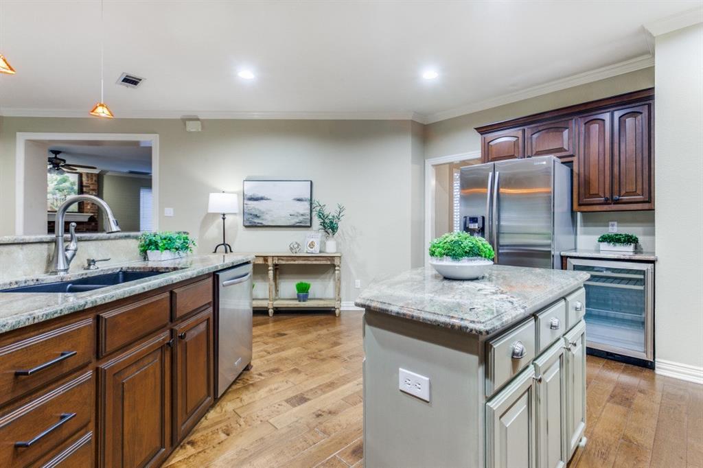 3840 Walden Way Dallas, TX 75287 - Photo 11 of 24