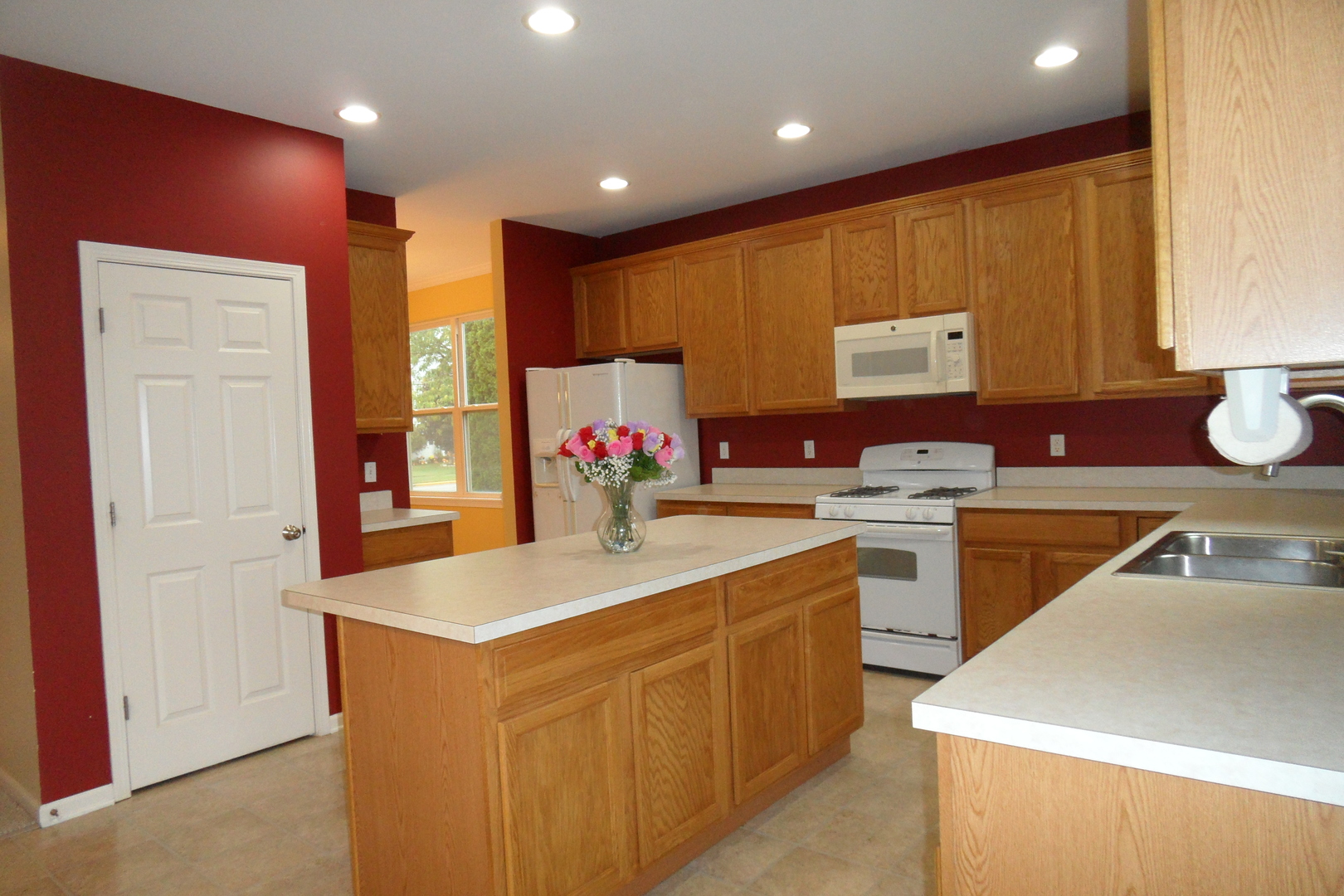 408 Winding Trail Genoa, IL 60135 - Photo 4 of 40