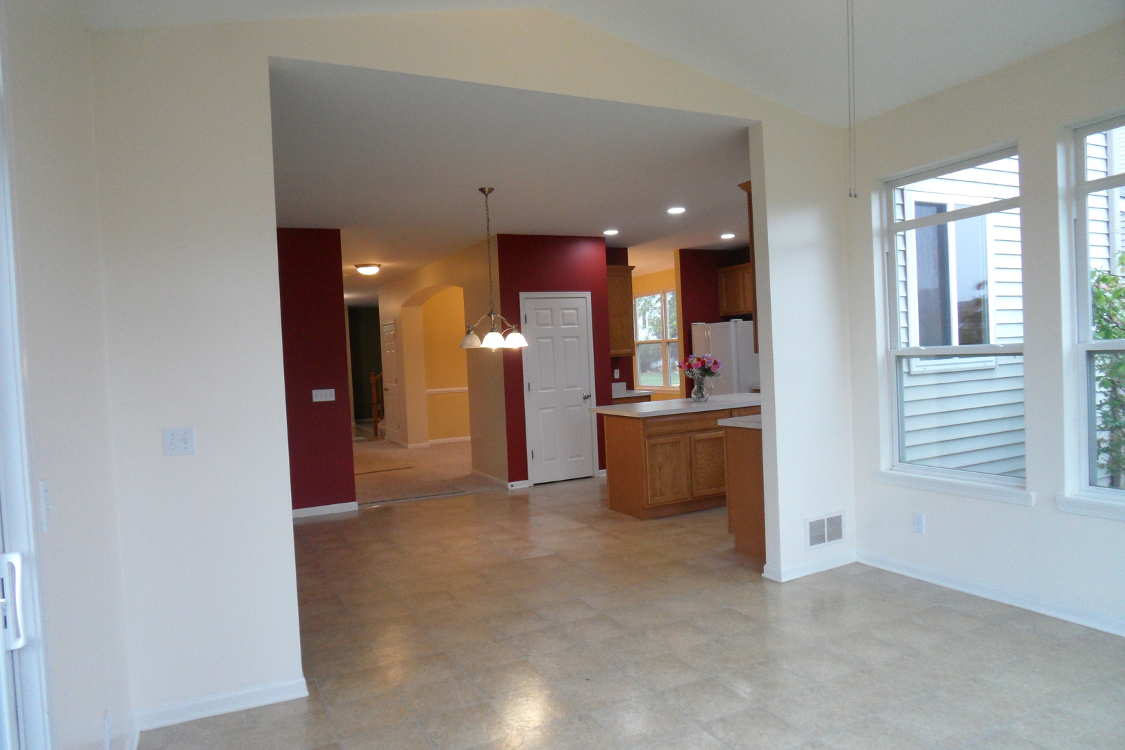 408 Winding Trail Genoa, IL 60135 - Photo 10 of 40