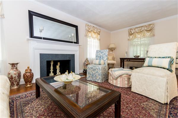 71 Prentice Street Waltham, MA 02451 - Photo 10 of 20 Gallery Image 10