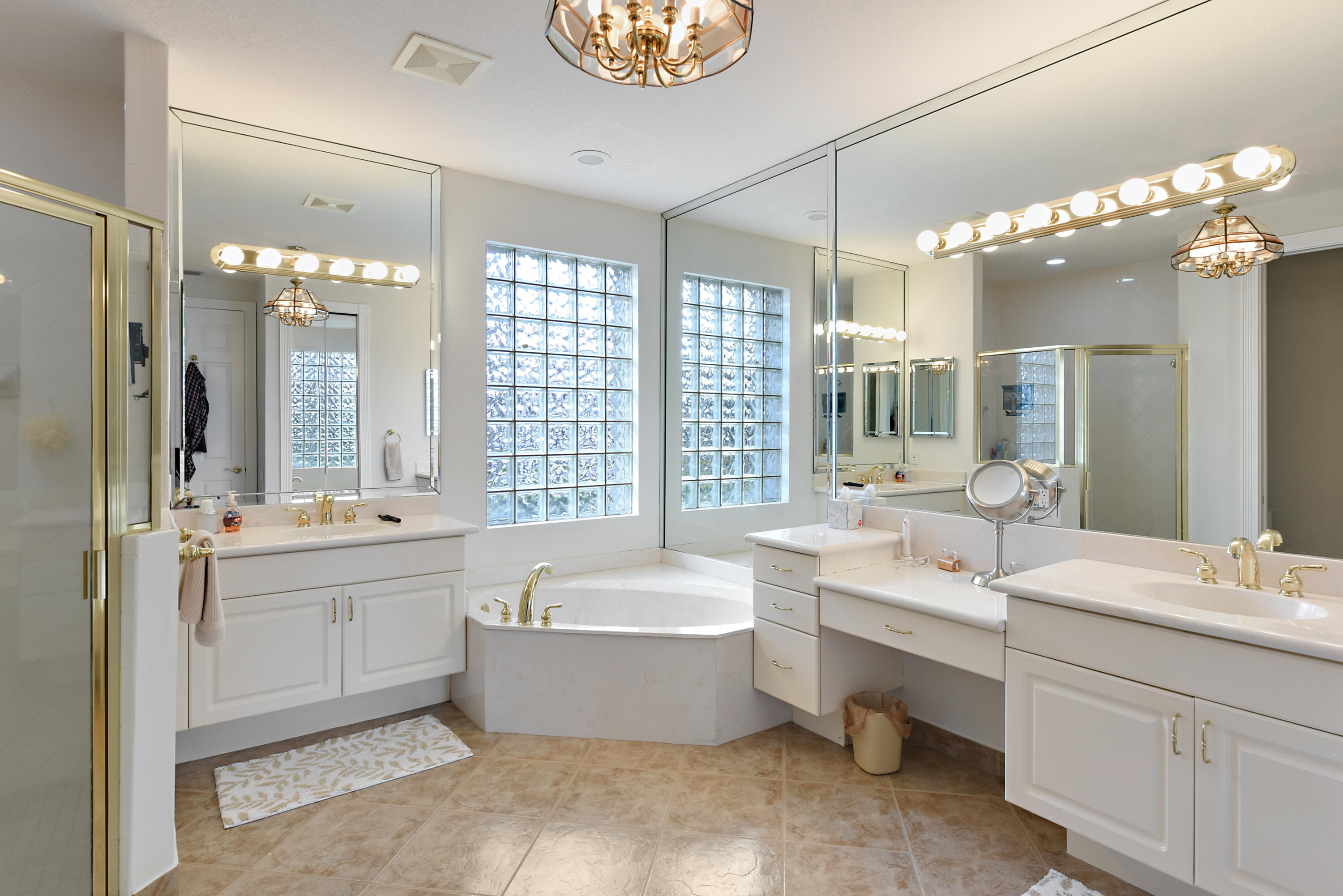 6765 Garde Road Boynton Beach, FL 33472 - Photo 14 of 52 16