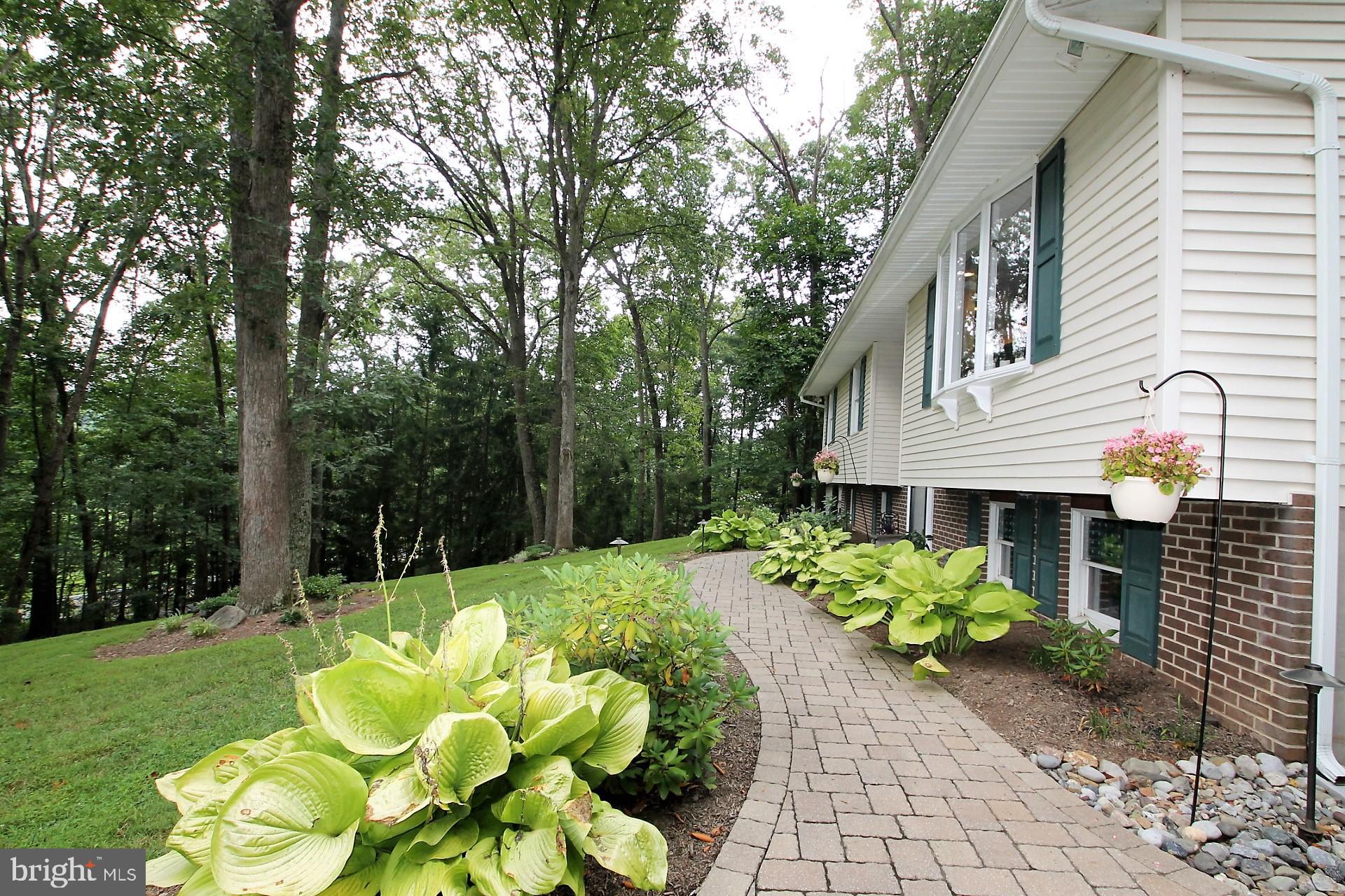 5609 West Falls Road Mount Airy, MD 21771 - Photo 2 of 33 Gallery Image 2