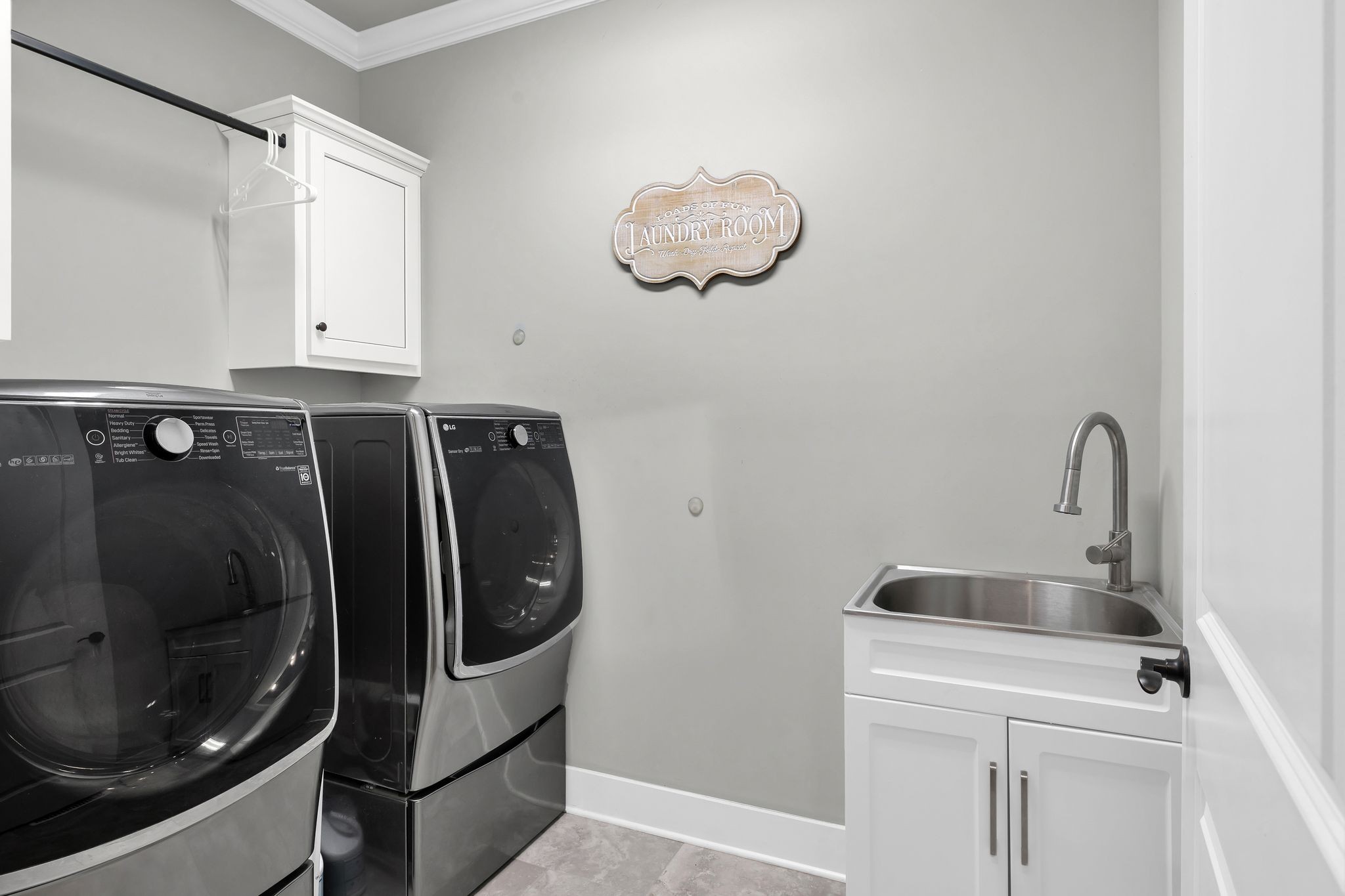 1032 Abbey Rd Way Spring Hill, TN 37174 - Photo 29 of 51 a bathroom with a sink and a mirror