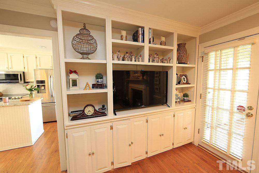 2353 Brisbayne Circle Raleigh, NC 27615 - Photo 9 of 30 Gallery Image 9