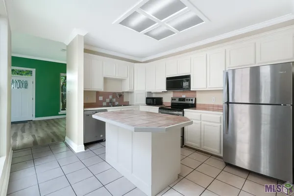 $186,000 | 5527 Riverstone Drive, Baton Rouge, LA 70820