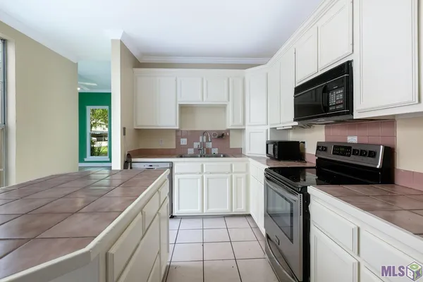 $186,000 | 5527 Riverstone Drive, Baton Rouge, LA 70820