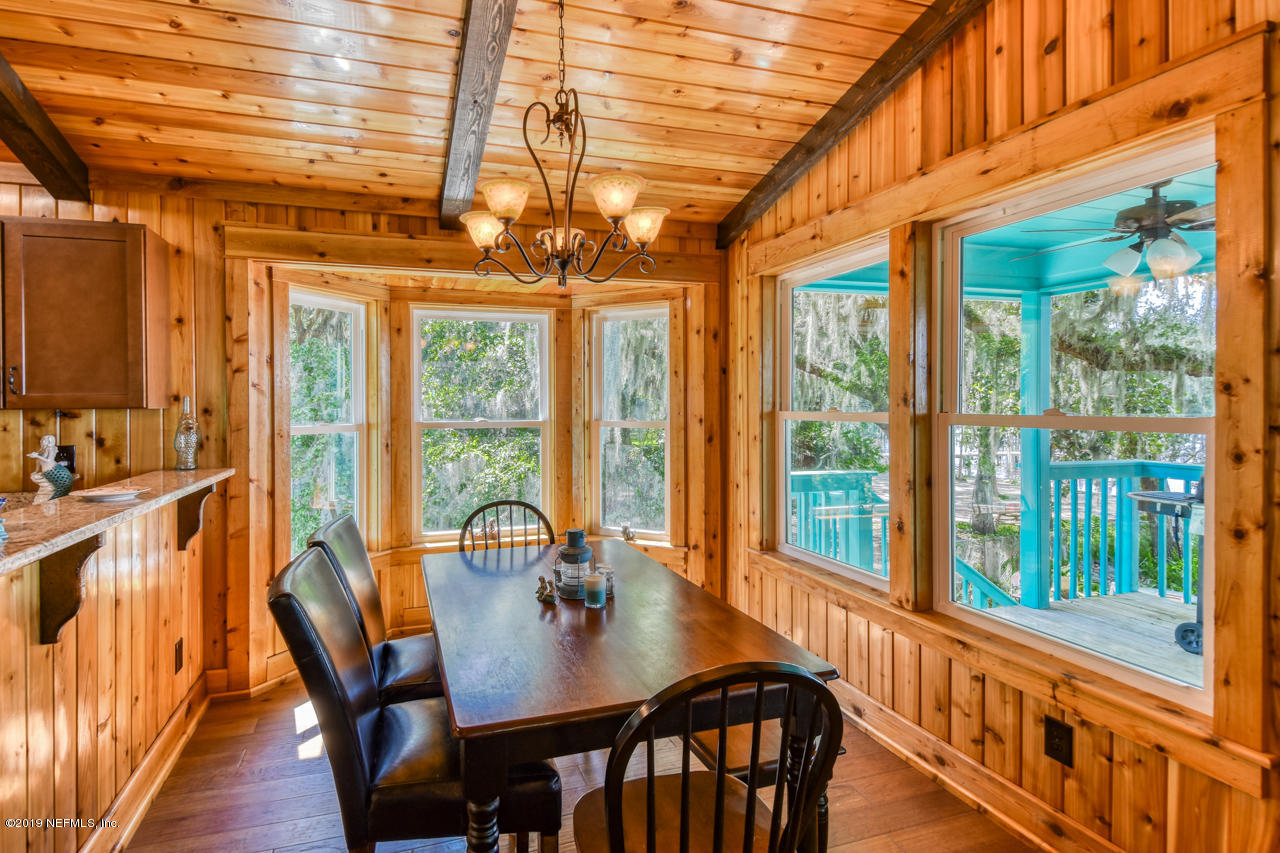 8224 River Road St. Augustine, FL 32092 - Photo 17 of 41 Dining Area with Bay Window