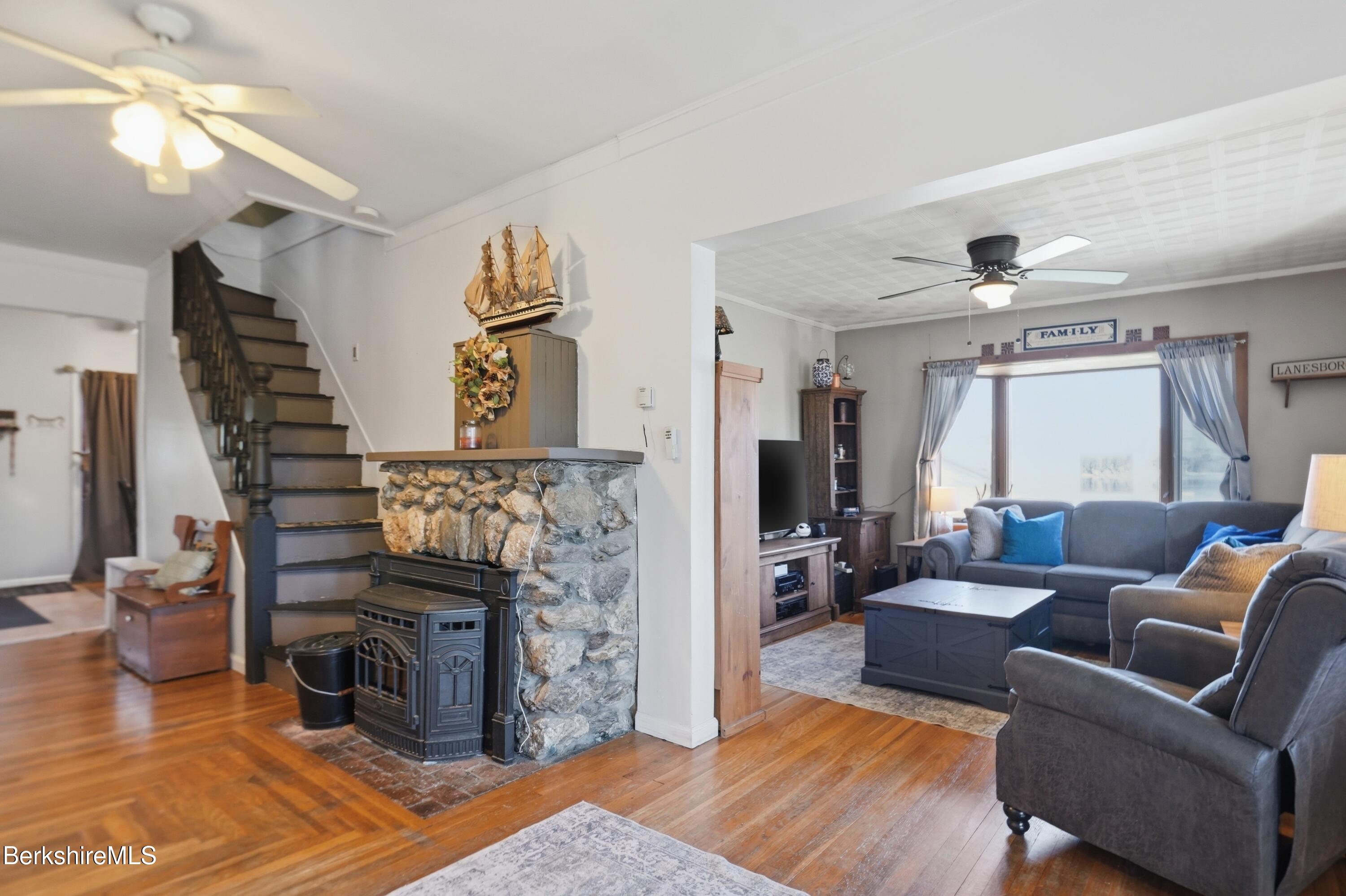 22 Broadway Street Pittsfield, MA 01201 - Photo 40 of 84 038_jan02250