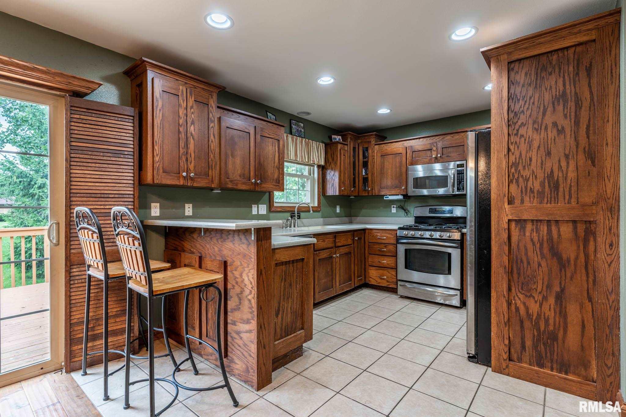 5126 South Chesterfield Court Mapleton, IL 61547 - Photo 13 of 23