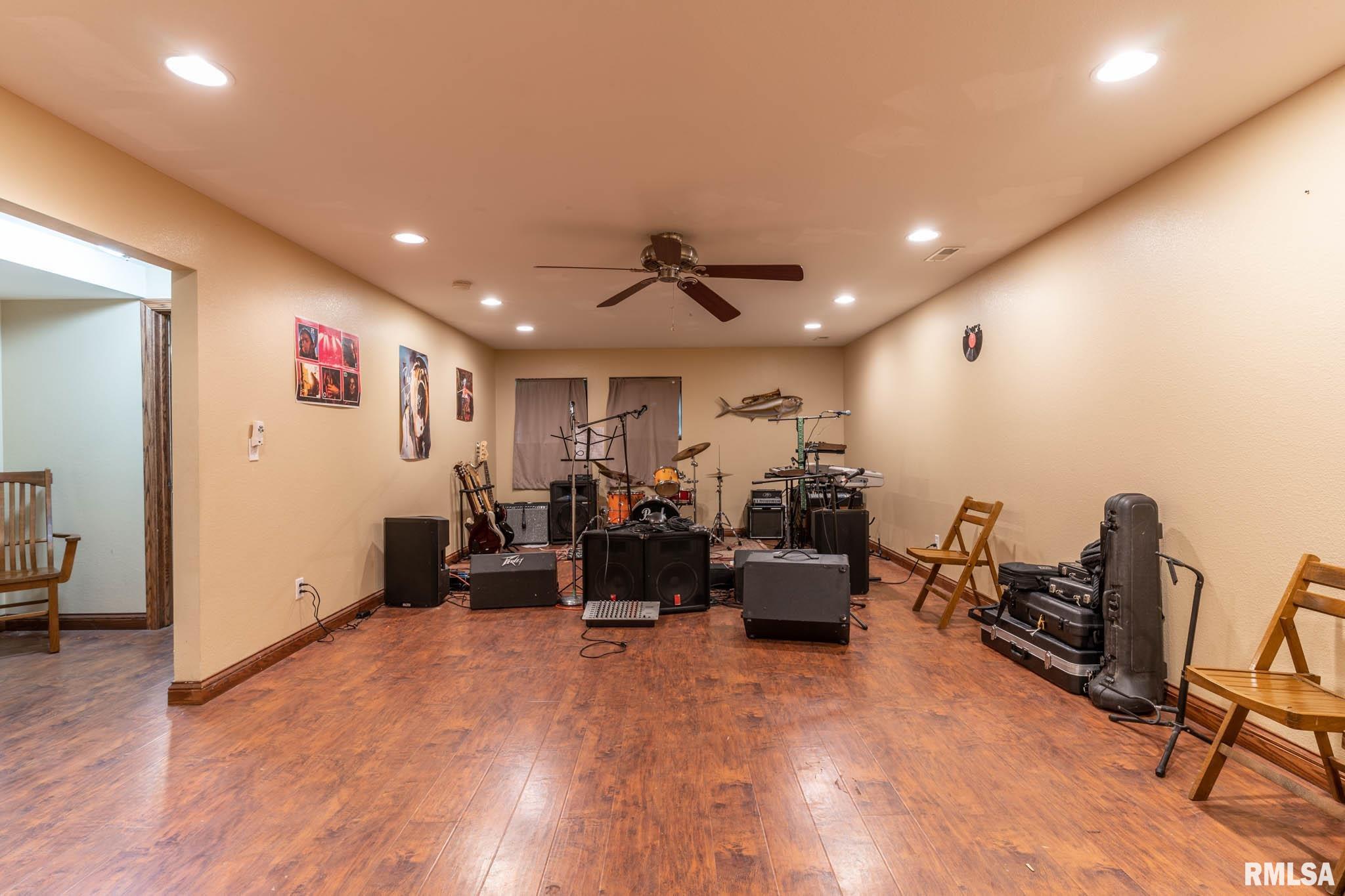 5126 South Chesterfield Court Mapleton, IL 61547 - Photo 15 of 23