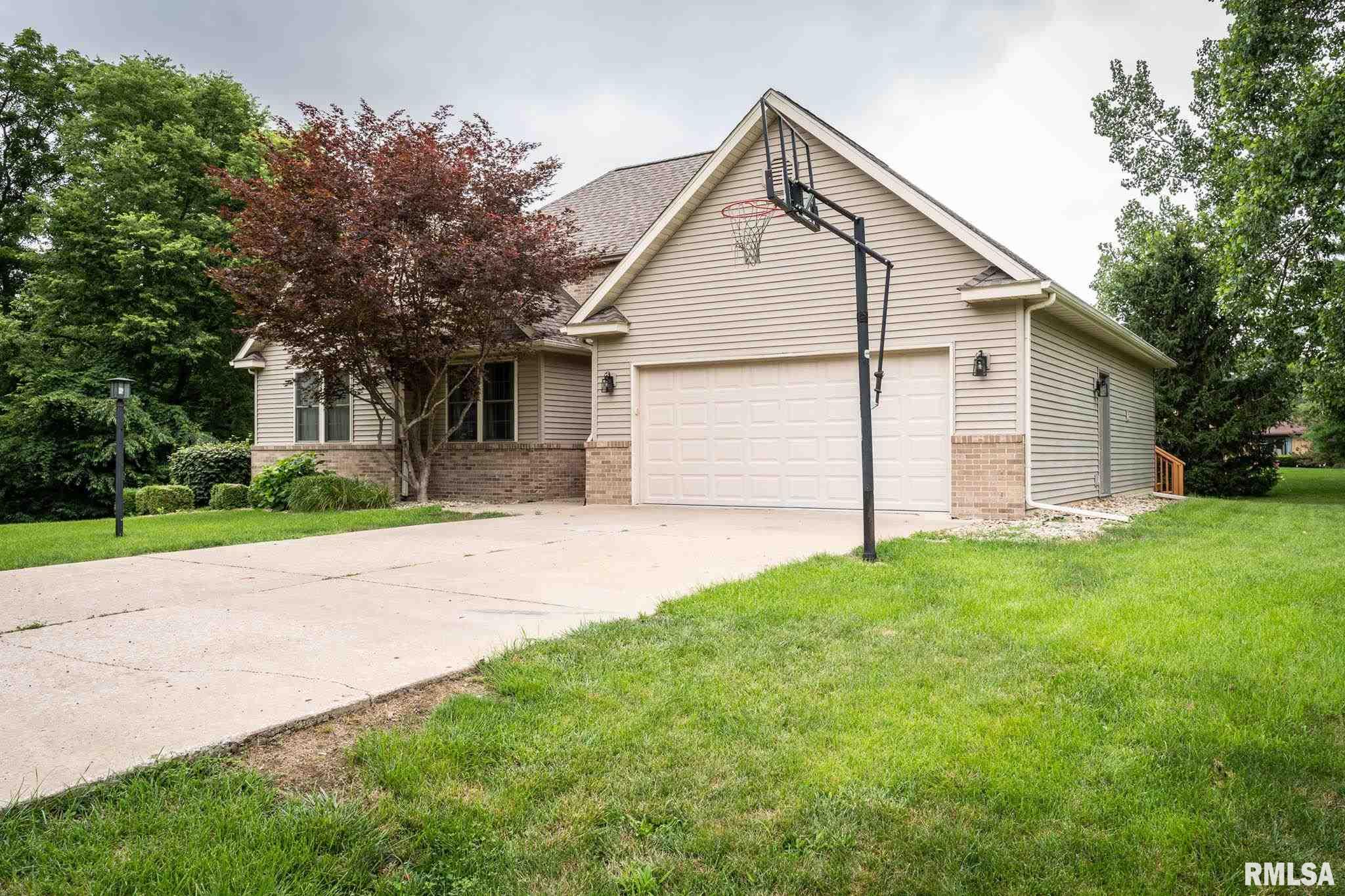 5126 South Chesterfield Court Mapleton, IL 61547 - Photo 2 of 23