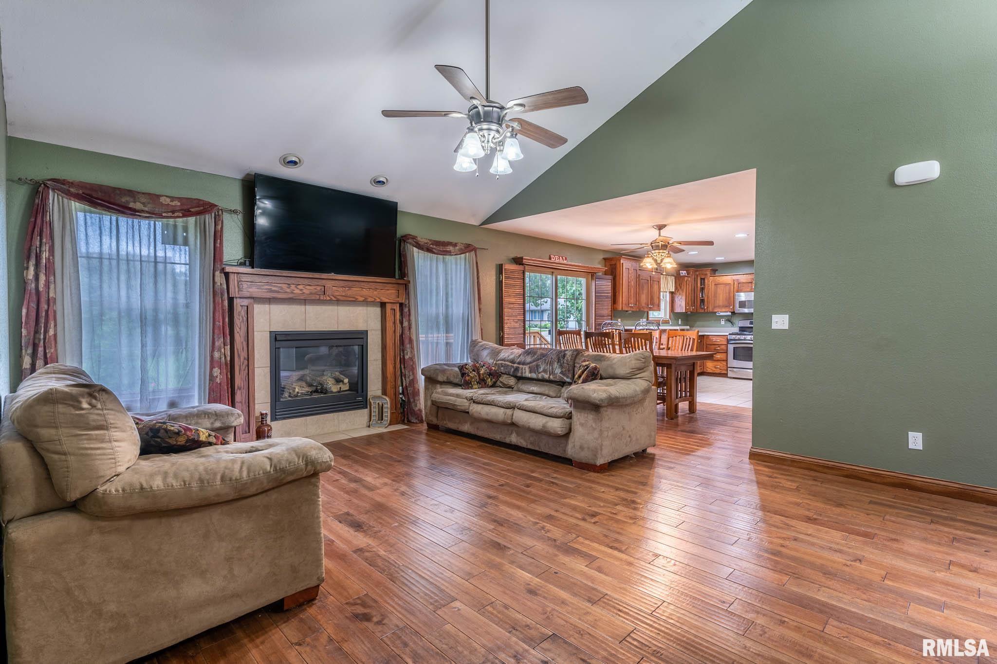 5126 South Chesterfield Court Mapleton, IL 61547 - Photo 4 of 23