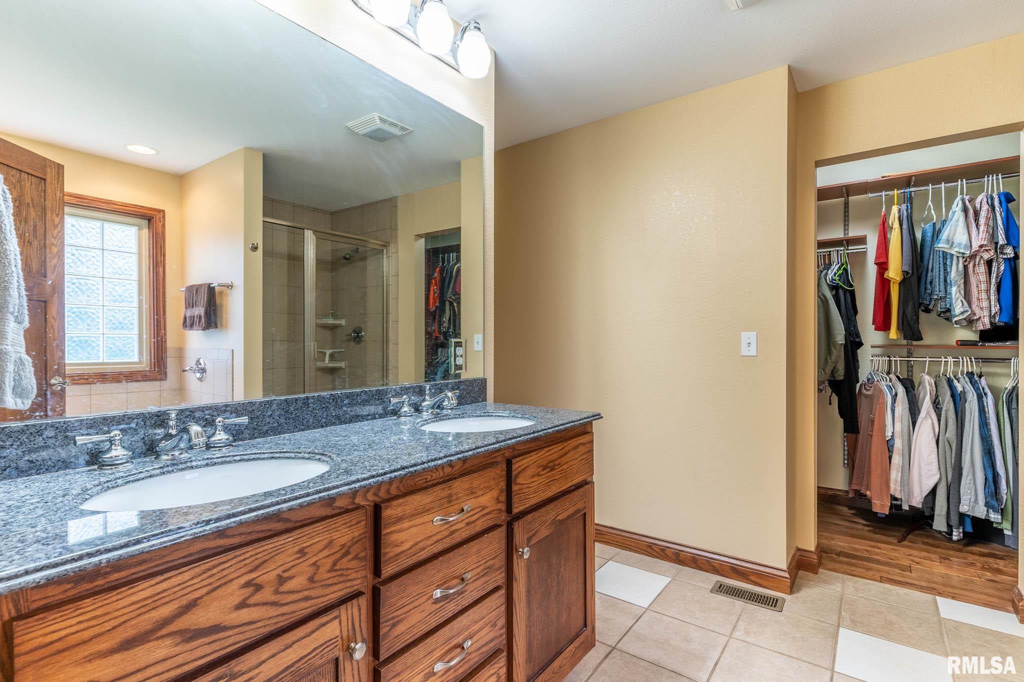 5126 South Chesterfield Court Mapleton, IL 61547 - Photo 7 of 23