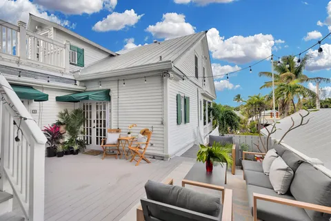 $639,000 | 1402 Olivia Street, Unit 2, Key West, FL 33040