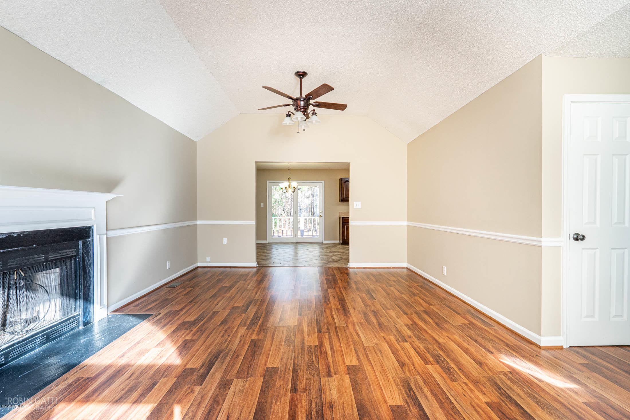 6185 Peake Road Macon, GA 31220 - Photo 3 of 22 05-DSC05924