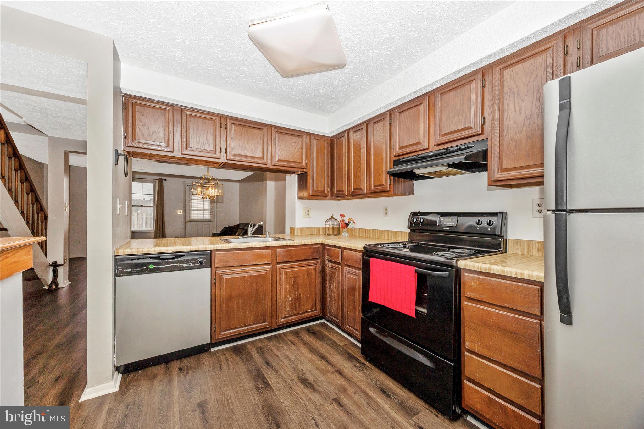 5802 Drawbridge Court Frederick, MD 21703 - Photo 17 of 47 Kitchen