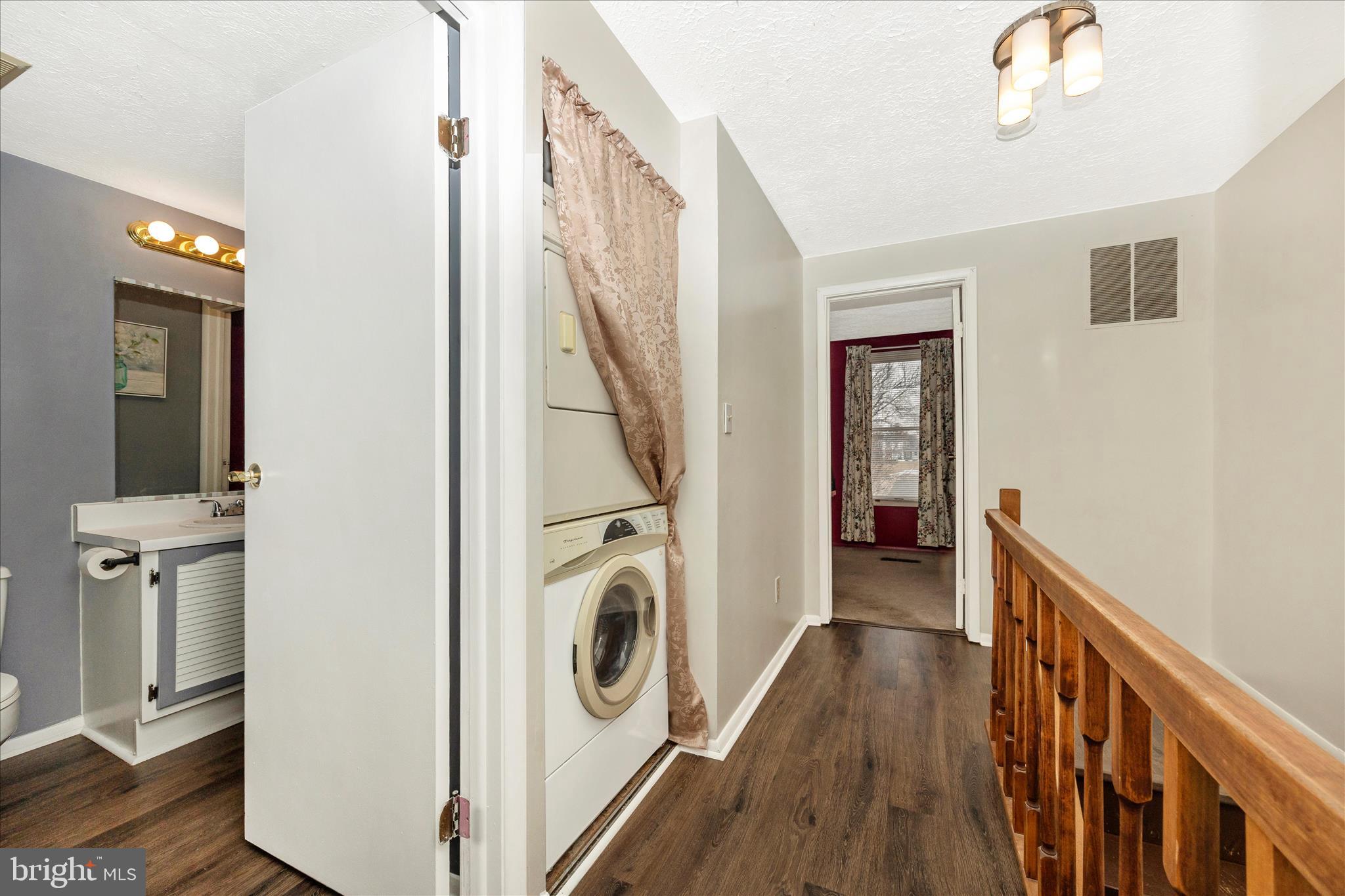 5802 Drawbridge Court Frederick, MD 21703 - Photo 39 of 47 Laundry