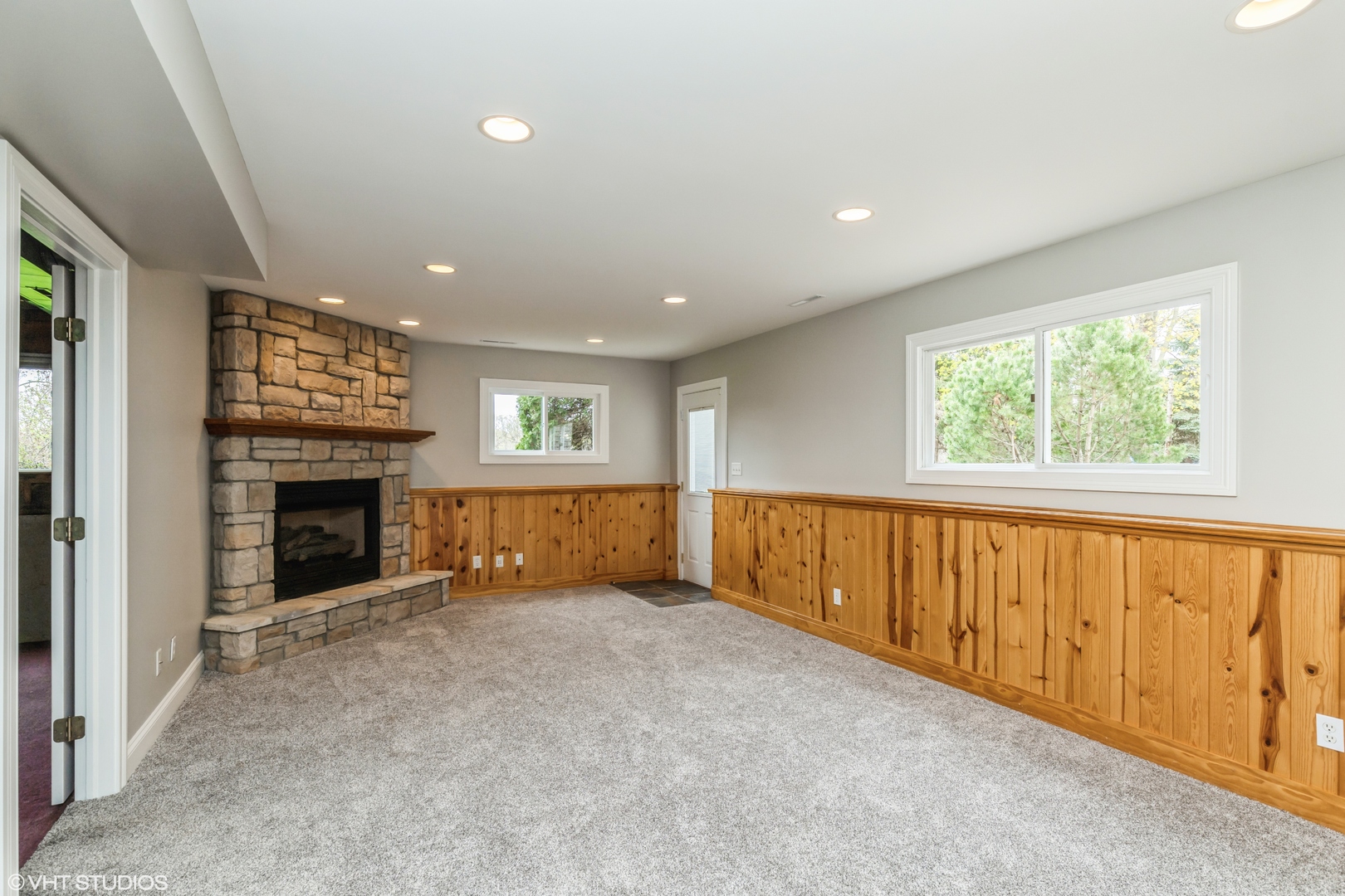 1300 Hillside Lane McHenry, IL 60051 - Photo 11 of 16