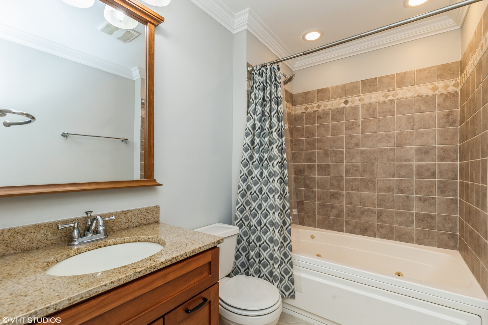 1300 Hillside Lane McHenry, IL 60051 - Photo 13 of 16