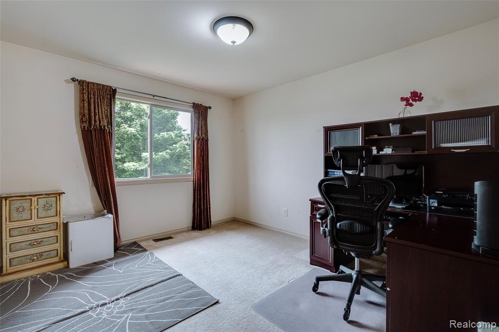 23616 Dunston Road Novi, MI 48375 - Photo 42 of 70 Gallery Image 42