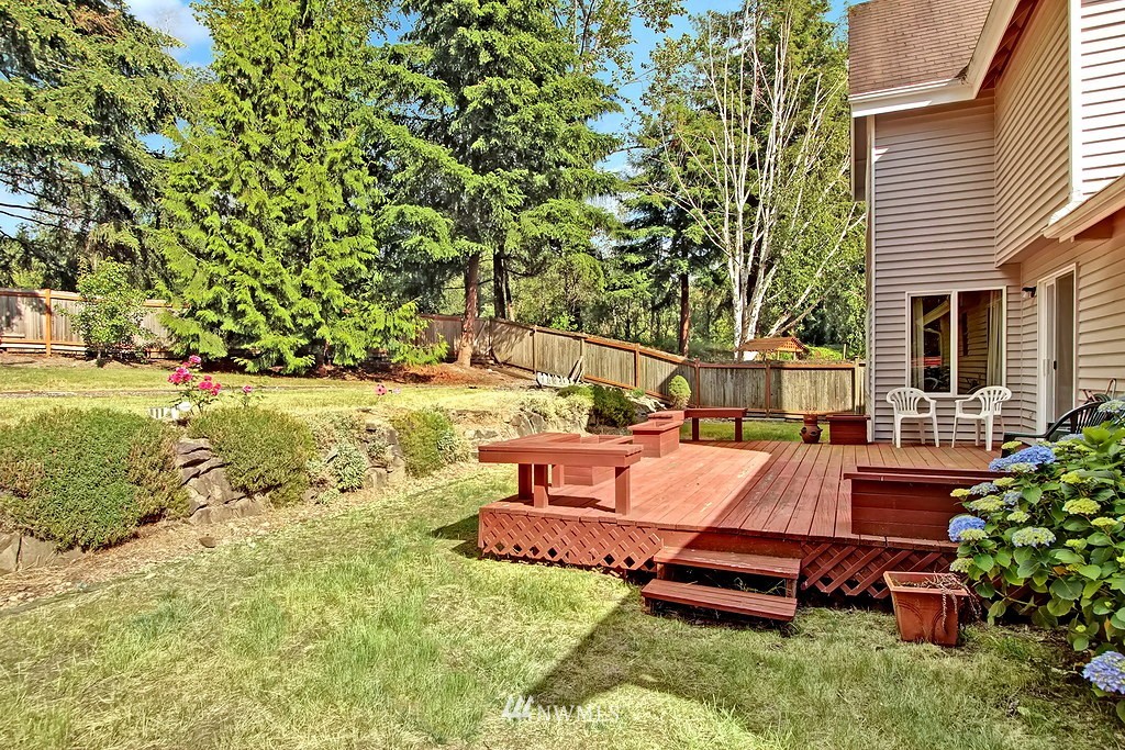1213 225th Place Southwest Bothell, WA 98021 - Photo 4 of 10