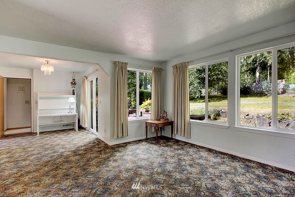 1213 225th Place Southwest Bothell, WA 98021 - Photo 5 of 10