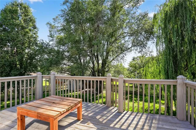 $352,000 | 833 East 12th Street, Eudora, KS 66025