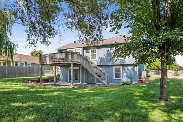 $352,000 | 833 East 12th Street, Eudora, KS 66025