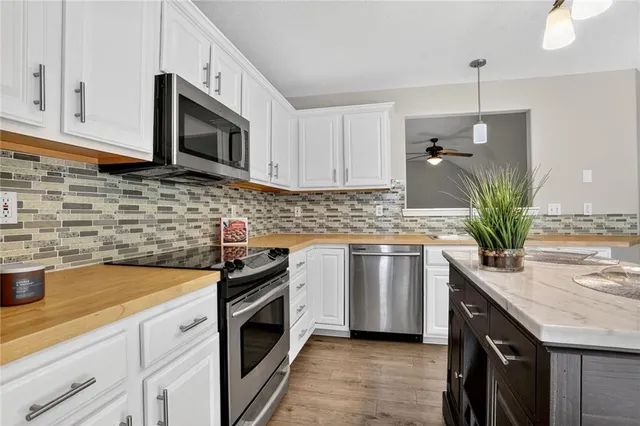 $352,000 | 833 East 12th Street, Eudora, KS 66025