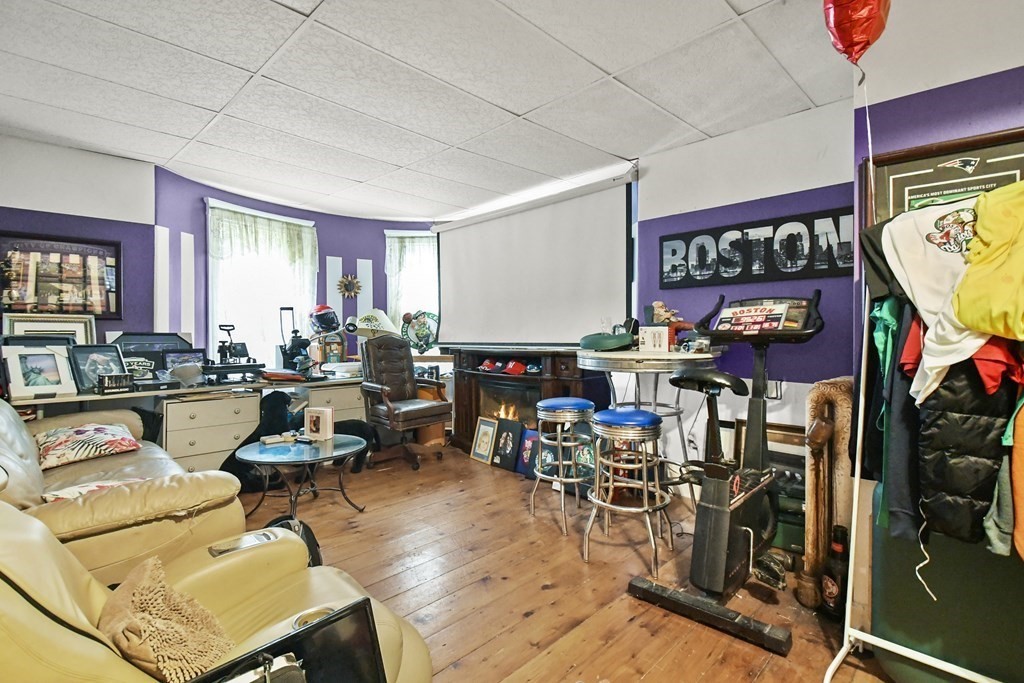 6 Proctor Street Worcester, MA 01606 - Photo 2 of 20 Gallery Image 2