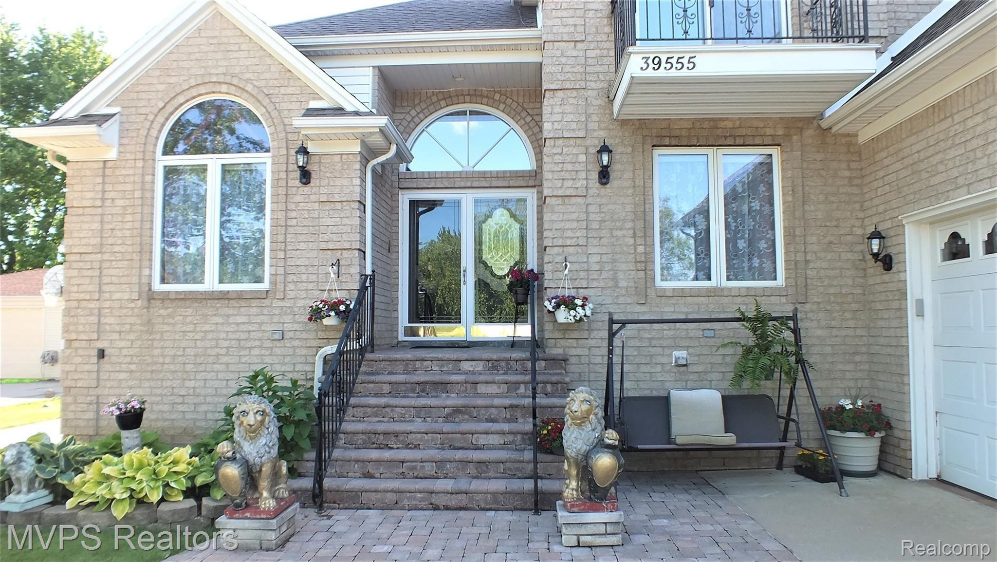 39555 Ryan Road Sterling Heights, MI 48310 - Photo 7 of 45 Outside front door