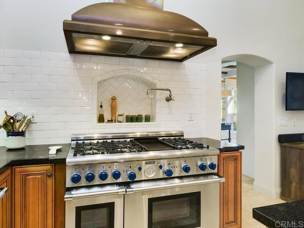 31267 Rancho Amigos Road Bonsall, CA 92003 - Photo 16 of 74