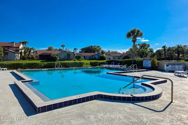 $480,000 | 8423 Mizner Circle East, Jacksonville, FL 32217