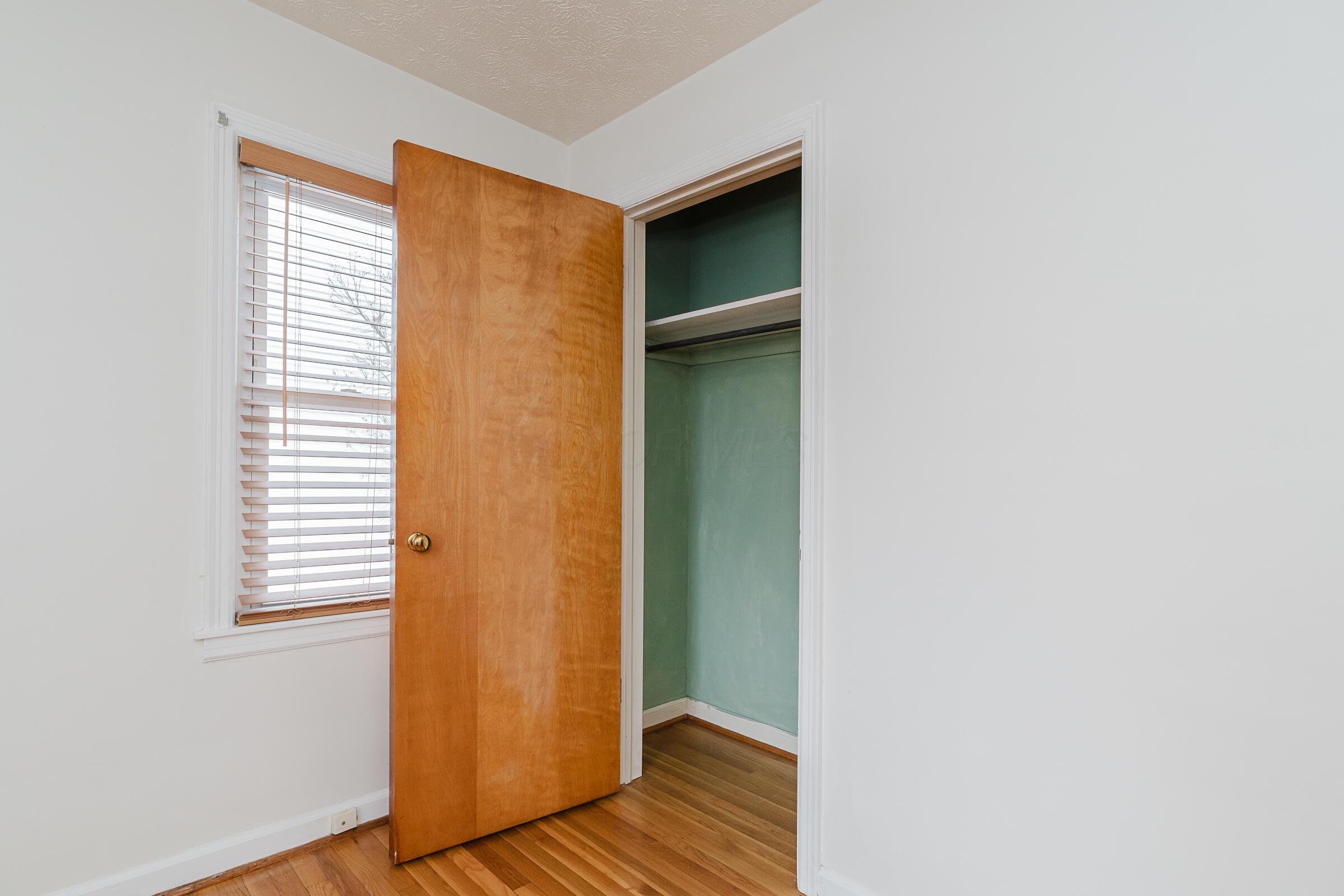 4422 Zeller Road Columbus, OH 43214 - Photo 24 of 45 Bedroom 2, entry level