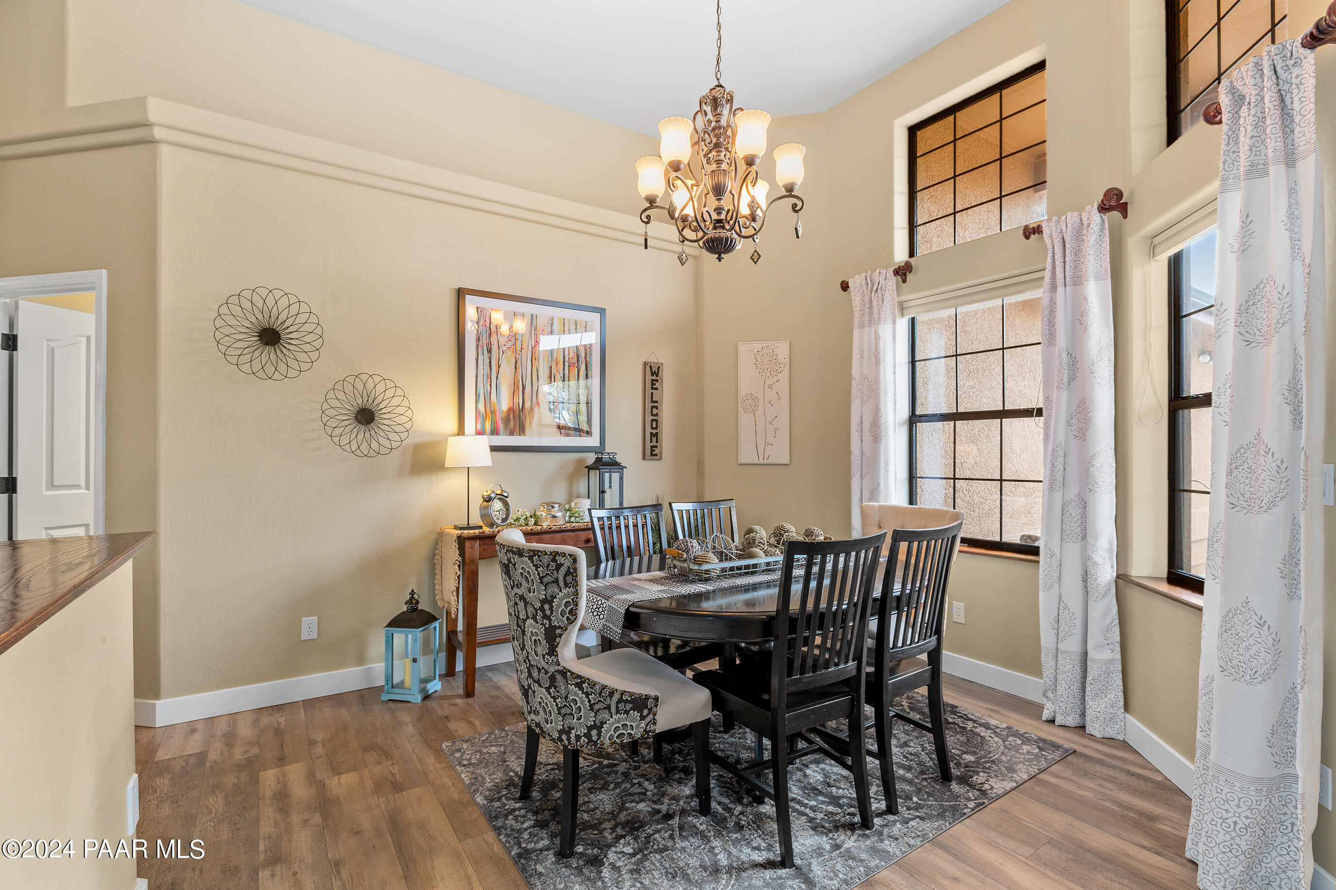 1561 Eagle Ridge Road Prescott, AZ 86301 - Photo 11 of 46 Dining room