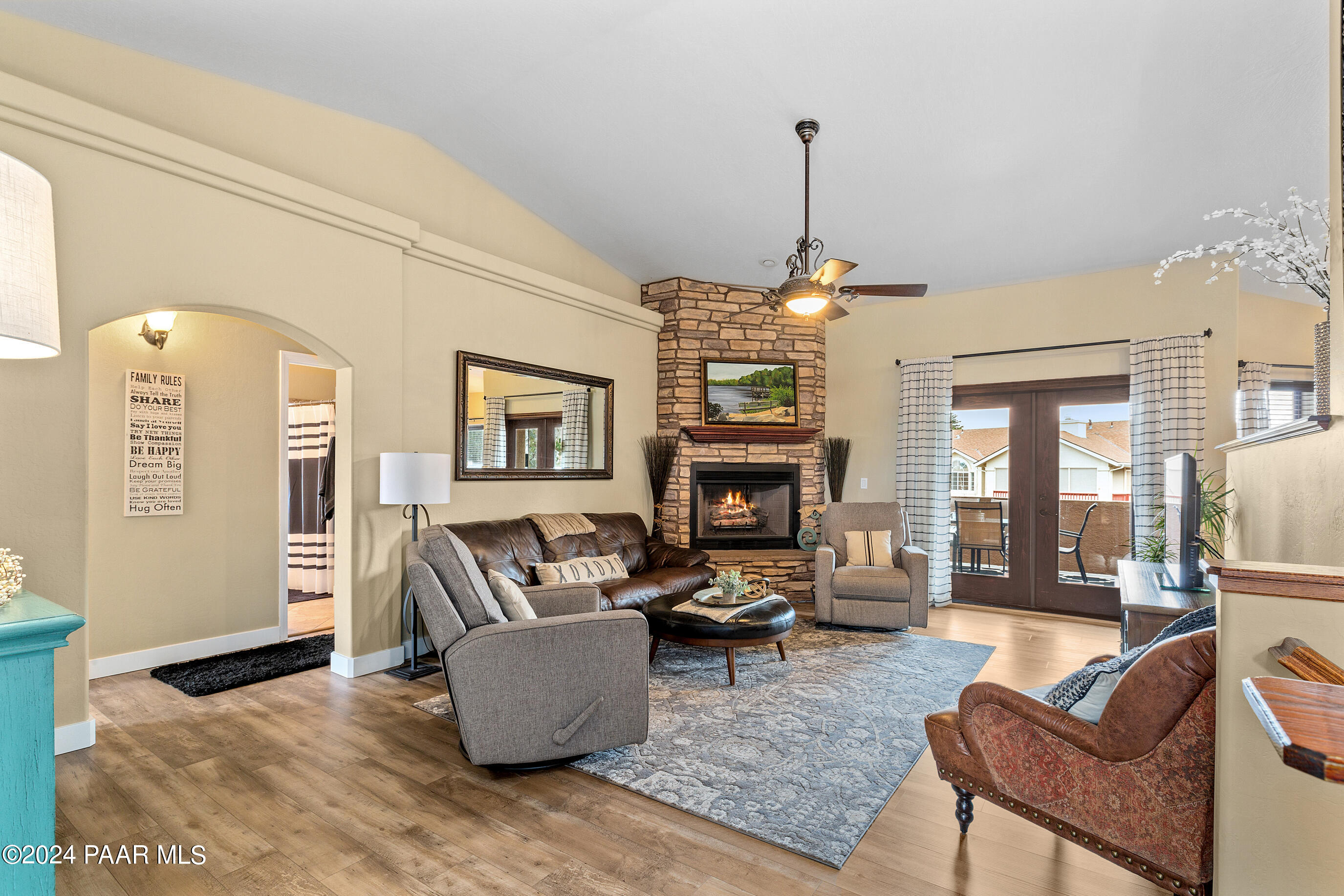 1561 Eagle Ridge Road Prescott, AZ 86301 - Photo 44 of 46 Living Room/split floorplan