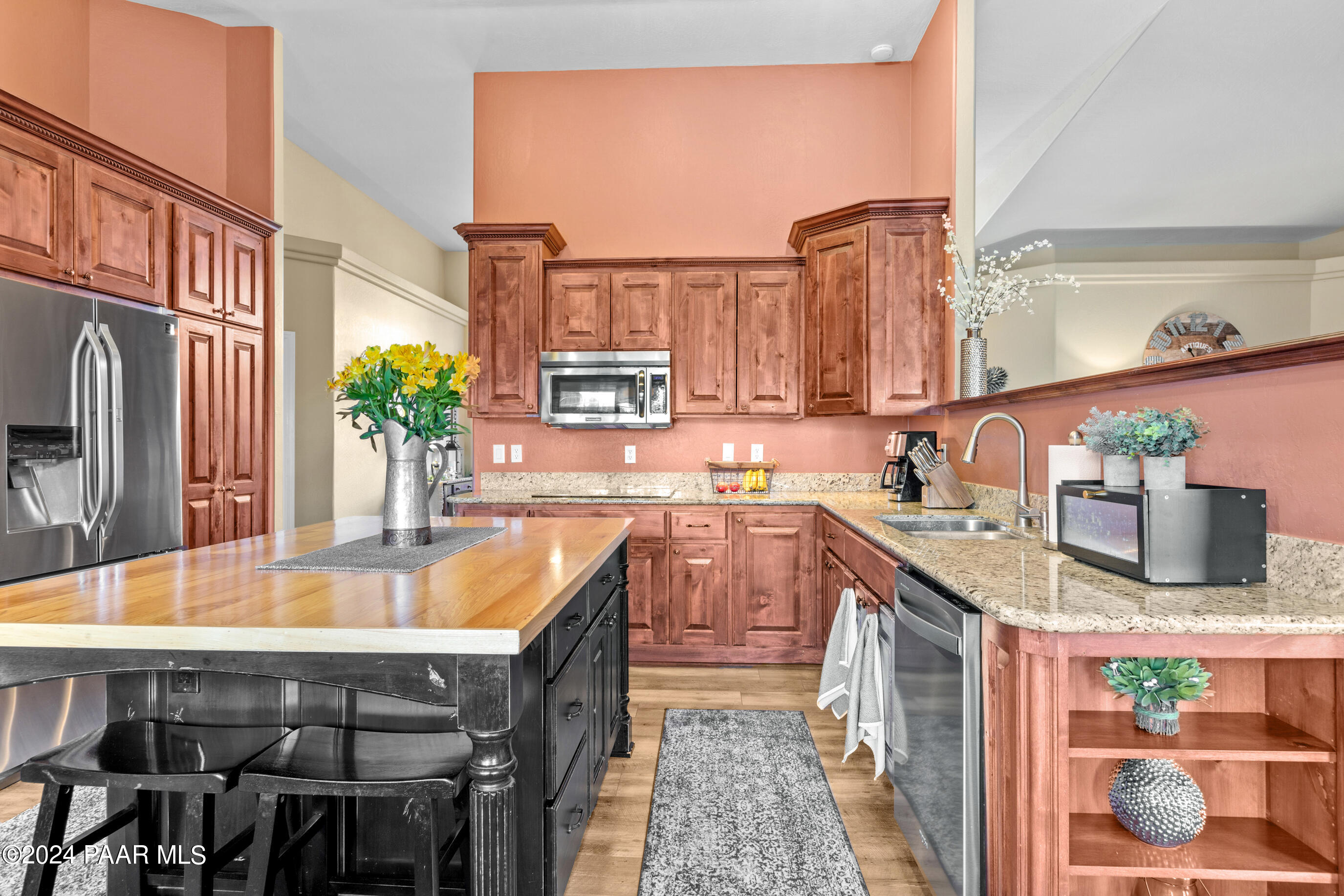 Kitchen with island