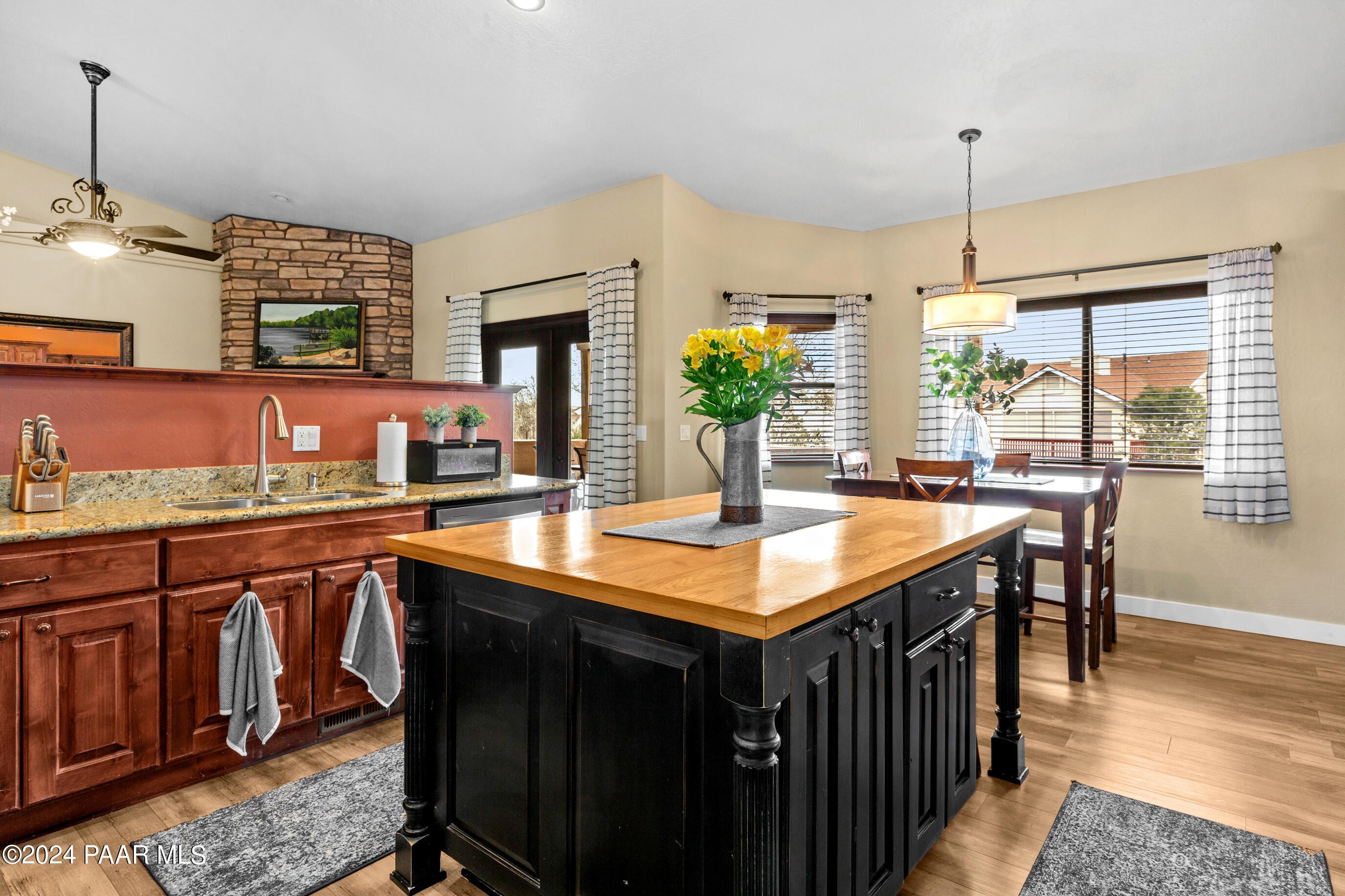 1561 Eagle Ridge Road Prescott, AZ 86301 - Photo 9 of 46 Kitchen with views