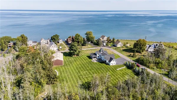 $1,250,000 | 151 Ferguson Drive, Parma, NY 14468