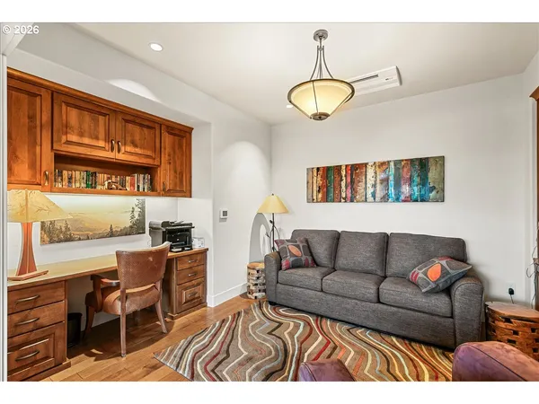 $855,000 | 175 Lithia Way, Unit 303, Ashland, OR 97520