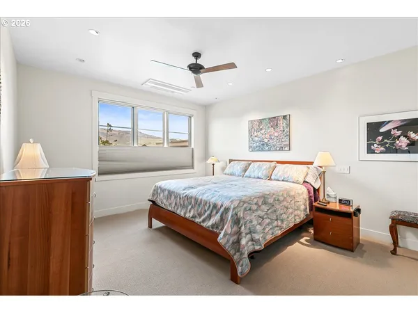 $855,000 | 175 Lithia Way, Unit 303, Ashland, OR 97520