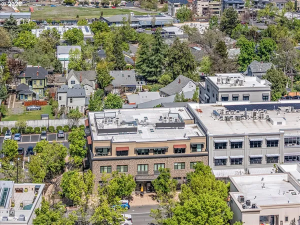 $855,000 | 175 Lithia Way, Unit 303, Ashland, OR 97520